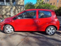 Rot Gebraucht 2012 Renault Twingo Expression Kleinwagen | 4.000 € (Fairer Preis)