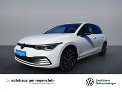 Weiß Gebraucht 2021 VW Golf VIII United Limousine | 22.340 € (Etwas zu teuer)