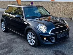 Schwarz Gebraucht 2014 Mini Cooper SD Kleinwagen | 12.499 € (Etwas zu teuer)