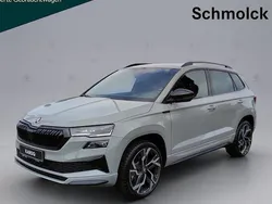 Grau Gebraucht 2025 Skoda Karoq SportLine SUV | 37.790 € (Etwas zu teuer)