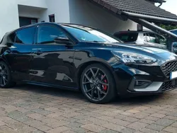 Schwarz Gebraucht 2021 Ford Focus ST Limousine | 24.600 € (Guter Preis)