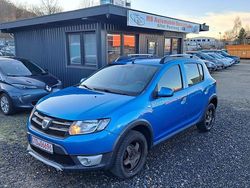Blau Gebraucht 2016 Dacia Sandero Stepway Ambiance SUV | 4.700 € (Teuer)