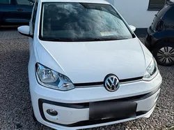 Weiß Gebraucht 2017 VW up! Kleinwagen | 8.490 € (Etwas zu teuer)