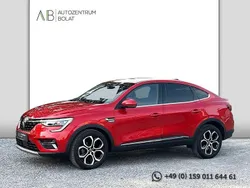 Rot Gebraucht 2021 Renault Arkana Intens SUV | 18.590 € (Guter Preis)