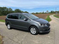 Grau Gebraucht 2017 VW Sharan Trendline Van / Kleinbus | 24.950 € (Etwas zu teuer)