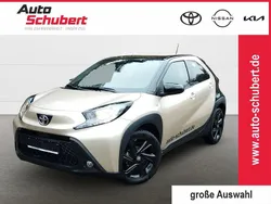 Beige Gebraucht 2023 Toyota Aygo Pulse Kleinwagen | 15.980 € (Fairer Preis)