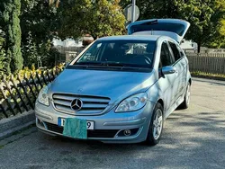 Andere farben Gebraucht 2007 Mercedes B200 Van / Kleinbus | 6.300 €
