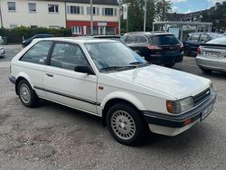 Weiß Gebraucht 1987 Mazda 323 Kleinwagen | 4.250 €