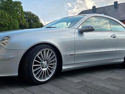 Silber Gebraucht 2005 Mercedes CLK280 Elegance Coupé | 13.499 € (Teuer)