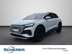 Gletscherweiß metallic (metallic) Gebraucht 2021 Audi Q4 e-tron Advanced Plus SUV | 25.990 € (Superpreis)