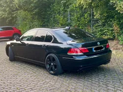 Schwarz Gebraucht 2007 BMW 745 Limousine | 7.000 € (Fairer Preis)