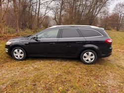 Schwarz Gebraucht 2011 Ford Mondeo Titanium Kombi | 5.300 € (Etwas zu teuer)