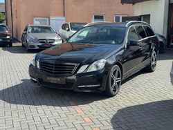 Schwarz Gebraucht 2010 Mercedes E200 Kombi | 6.850 € (Guter Preis)