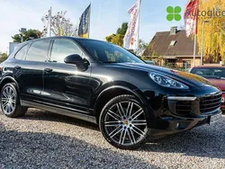 Schwarz Gebraucht 2018 Porsche Cayenne Platinum Edition SUV | 40.990 € (Teuer)