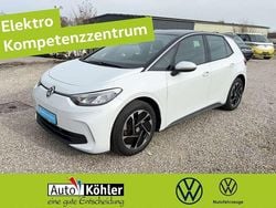 Gletscherweiß / grau melange Gebraucht 2024 VW ID.3 Pro Kleinwagen | 28.300 € (Superpreis)