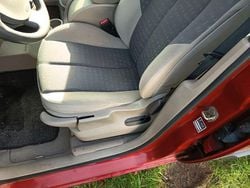 Rot Gebraucht 2005 Renault Scénic II Van / Kleinbus | 2.500 € (Fairer Preis)