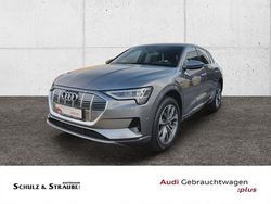 Grau / taifungrau metallic Gebraucht 2022 Audi e-tron Advanced SUV | 36.400 € (Teuer)