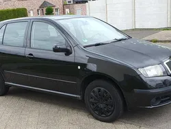 Schwarz Gebraucht 2006 Skoda Fabia Kleinwagen | 700 € (Guter Preis)