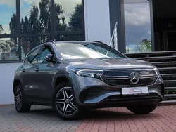 Grau Gebraucht 2022 Mercedes EQA250 AMG line SUV | 32.900 € (Fairer Preis)