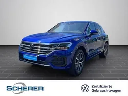 Lapiz blue metallic (metallic) Gebraucht 2023 VW Touareg R-line SUV | 63.990 € (Superpreis)