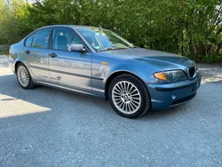 Blau Gebraucht 2002 BMW 318 Limousine | 2.950 € (Fairer Preis)