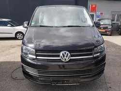Schwarz Gebraucht 2019 VW T6.1 Van | 23.800 € (Teuer)