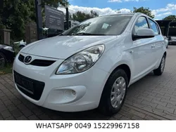 Weiß Gebraucht 2010 Hyundai i20 Limousine | 3.400 € (Fairer Preis)