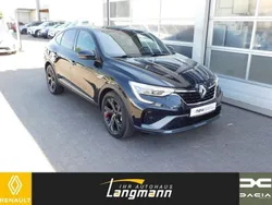 Schwarz onyxschwarz metallic (schwarz) metallic Gebraucht 2021 Renault Arkana R.S. SUV | 20.990 € (Fairer Preis)