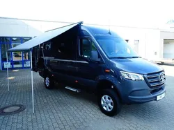 Grau Gebraucht 2023 Mercedes Sprinter Van | 106.981 €