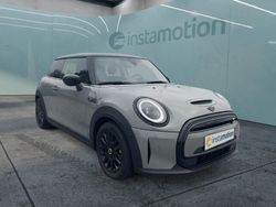 Grau Gebraucht 2022 Mini Cooper S Classic Kleinwagen | 22.400 € (Teuer)