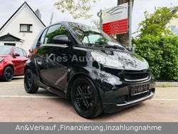 Schwarz Gebraucht 2011 Smart ForTwo Coupé Brabus Kleinwagen | 6.870 € (Etwas zu teuer)