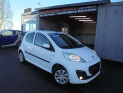 Weiss 068/deckende lackierung Gebraucht 2012 Peugeot 107 Active Kleinwagen | 3.790 € (Etwas zu teuer)