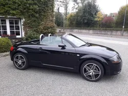 Schwarz Gebraucht 2002 Audi TT Roadster Design Cabrio | 7.550 € (Etwas zu teuer)