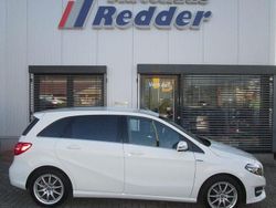 Weiß Gebraucht 2018 Mercedes B180 Style Van / Kleinbus | 14.500 € (Fairer Preis)