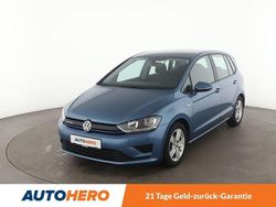 Blau Gebraucht 2015 VW Golf Sportsvan Comfortline Van / Kleinbus | 11.980 € (Fairer Preis)