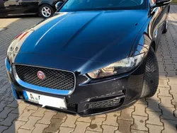 Schwarz Gebraucht 2016 Jaguar XE Prestige Limousine | 13.999 € (Fairer Preis)