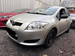 Silber Gebraucht 2008 Toyota Auris Team Limousine | 2.400 € (Fairer Preis)