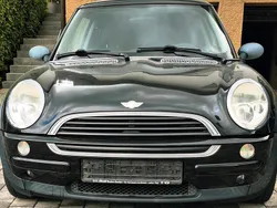 Schwarz Gebraucht 2002 Mini ONE Kleinwagen | 900 € (Superpreis)