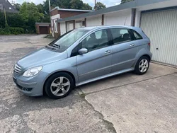 Blau Gebraucht 2007 Mercedes B180 Van / Kleinbus | 3.250 € (Fairer Preis)