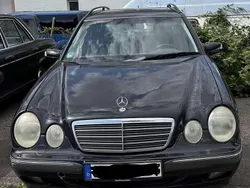Gebraucht 2003 Mercedes E320 Classic Kombi | 1.000 €