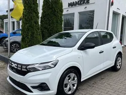 Weiß Neu 2025 Dacia Sandero Essentiel Kleinwagen | 15.430 € (Superpreis)