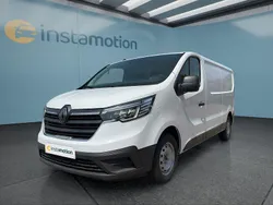 Weiß Gebraucht 2024 Renault Trafic Van | 31.149 € (Fairer Preis)