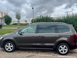 Braun Gebraucht 2018 VW Sharan Van / Kleinbus | 15.000 € (Superpreis)