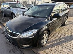Schwarz Gebraucht 2010 Kia Ceed Sportswagon Vision Kombi | 1.850 € (Superpreis)