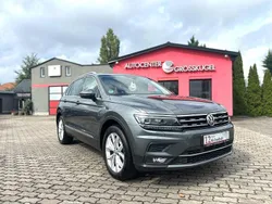 Grau Gebraucht 2020 VW Tiguan Highline SUV | 24.999 € (Guter Preis)