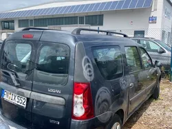 Grau Gebraucht 2005 Dacia Logan Limousine | 2.000 €