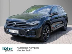 Grenadillschwarz metallic Gebraucht 2025 VW Touareg R-line SUV | 92.990 €