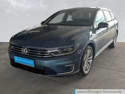 Blau Gebraucht 2018 VW Passat GTE Kombi | 18.990 € (Guter Preis)