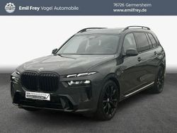 Grau Gebraucht 2022 BMW X7 SUV | 74.870 € (Fairer Preis)