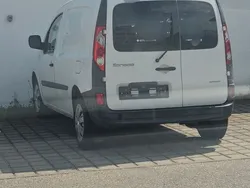 Weiß Gebraucht 2011 Renault Kangoo Expression Van / Kleinbus | 4.200 € (Fairer Preis)